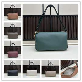 Picture of Gucci Handbags _SKUfw219657406fw